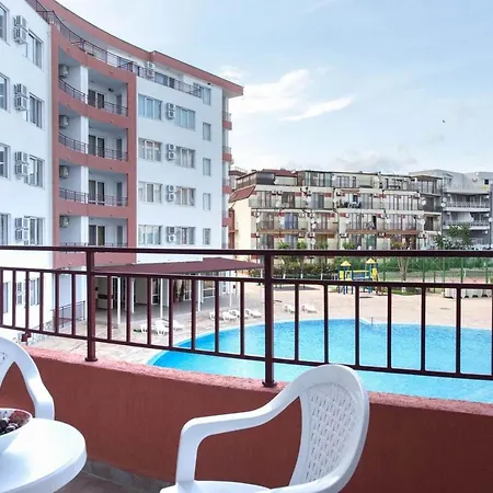 Lägenhet Gt Riviera